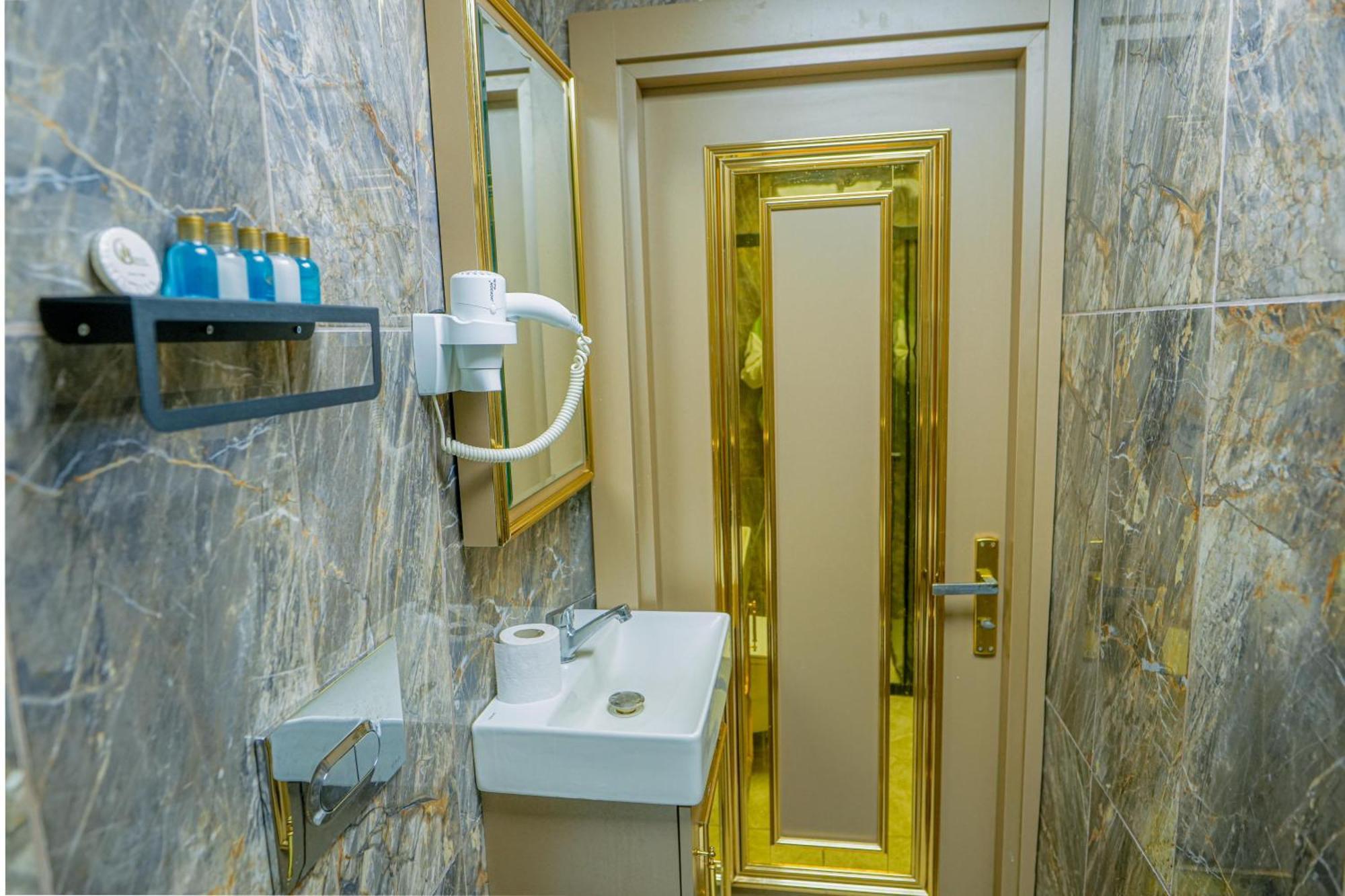 Moonlight Suit Hotel Taksim 伊斯坦布尔 外观 照片